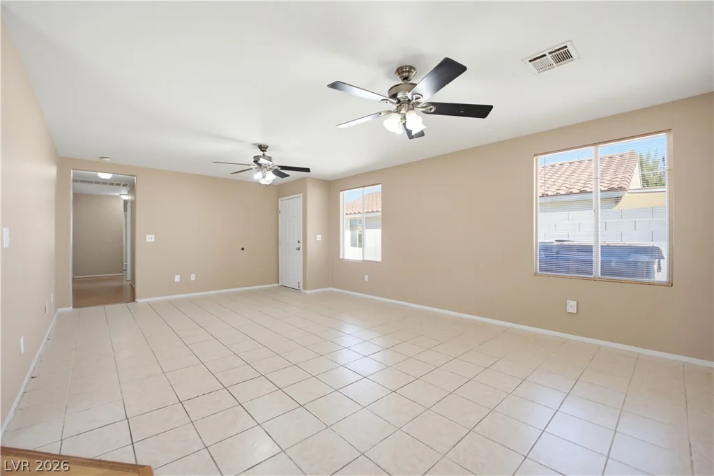 633 Roberta Alecia, North Las Vegas, NV 89031
