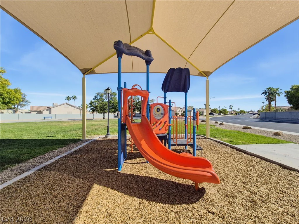 633 Roberta Alecia, North Las Vegas, NV 89031