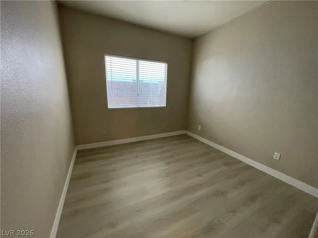 7873 Blue Brook, Las Vegas, NV 89147