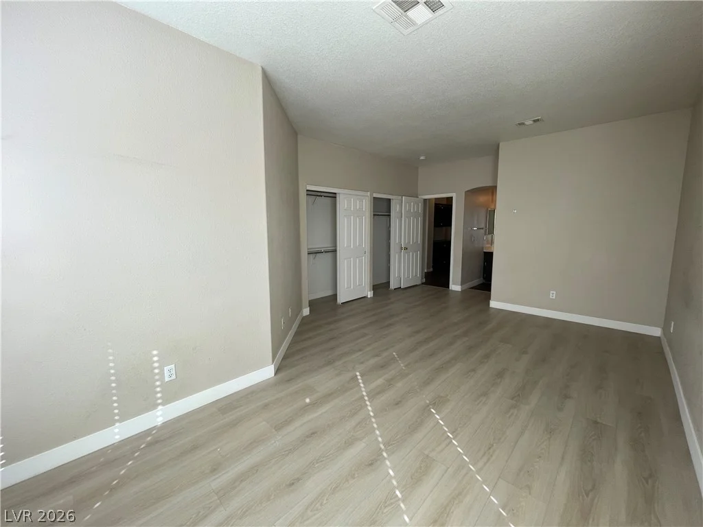 7873 Blue Brook, Las Vegas, NV 89147
