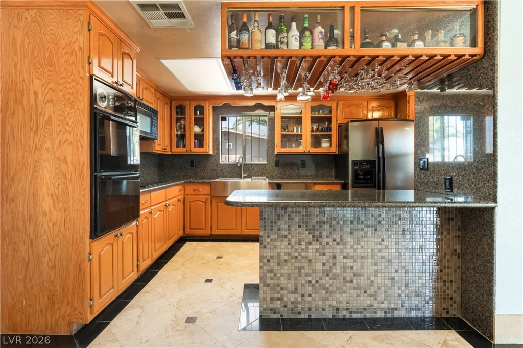 1679 Golden Arrow, Las Vegas, NV 89169