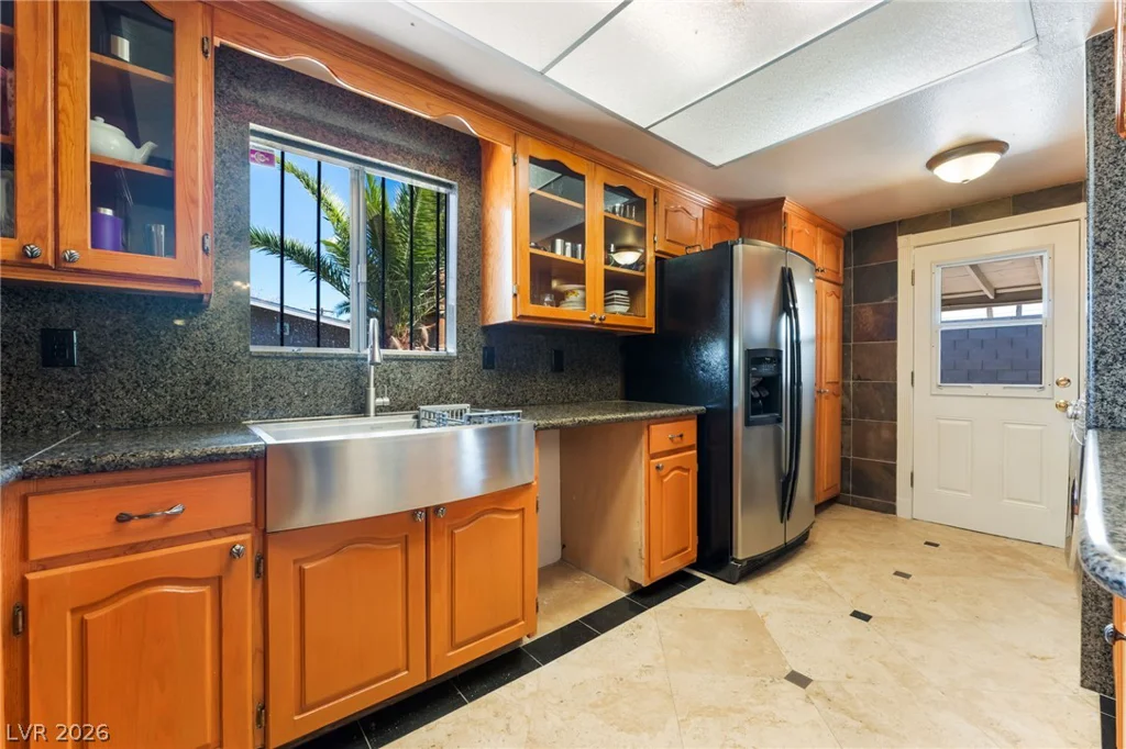 1679 Golden Arrow, Las Vegas, NV 89169