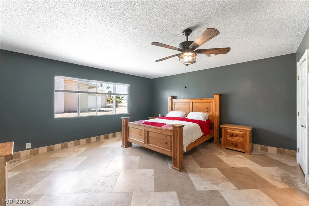 1679 Golden Arrow, Las Vegas, NV 89169