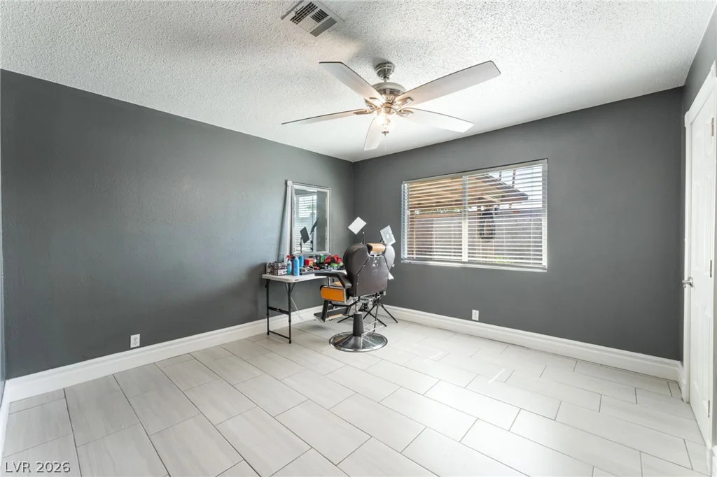 1679 Golden Arrow, Las Vegas, NV 89169