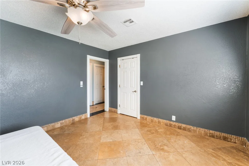 1679 Golden Arrow, Las Vegas, NV 89169