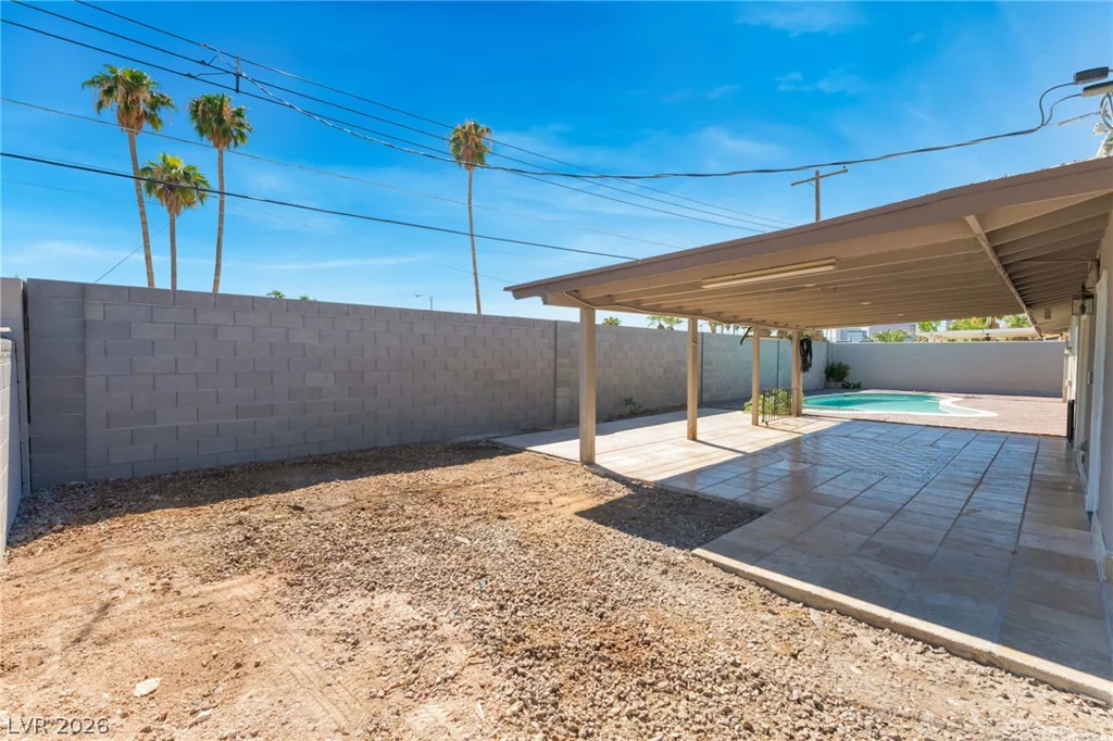 1679 Golden Arrow, Las Vegas, NV 89169