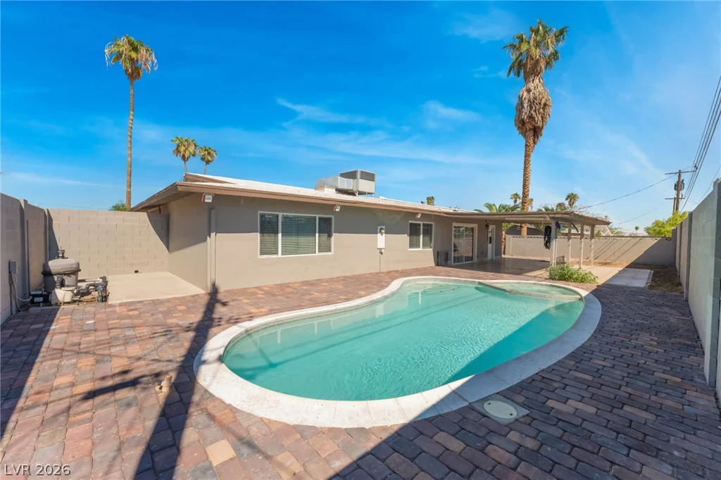 1679 Golden Arrow, Las Vegas, NV 89169