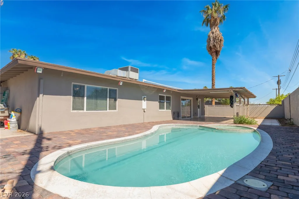 1679 Golden Arrow, Las Vegas, NV 89169