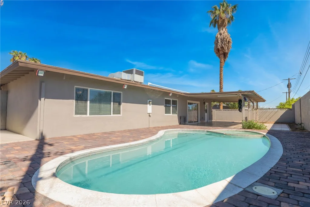 1679 Golden Arrow, Las Vegas, NV 89169