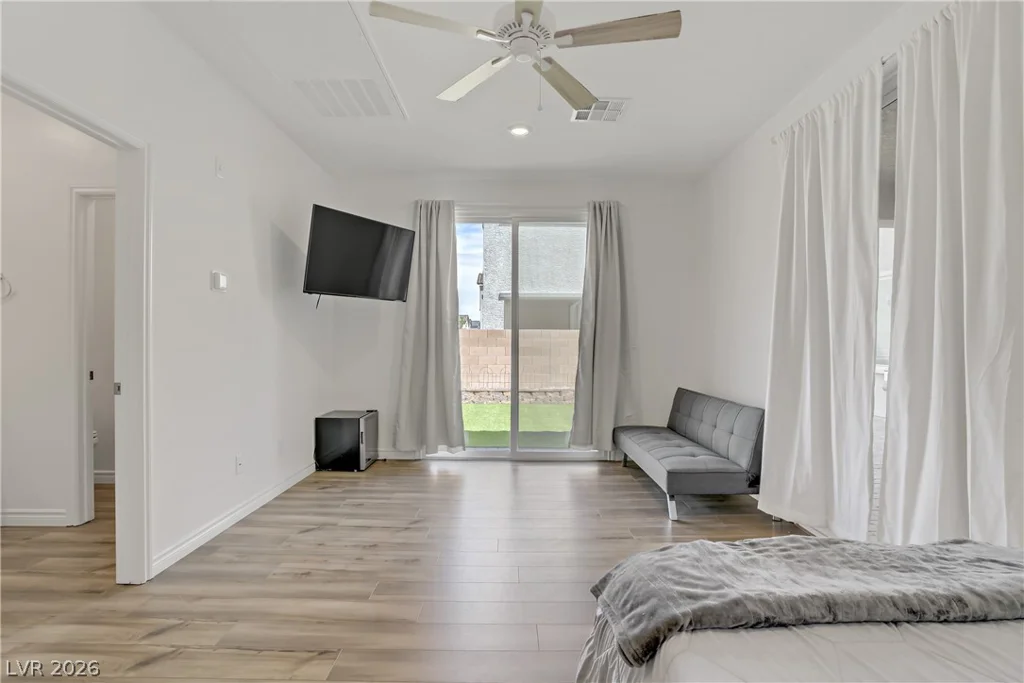 4436 Mural Glen, North Las Vegas, NV 89084
