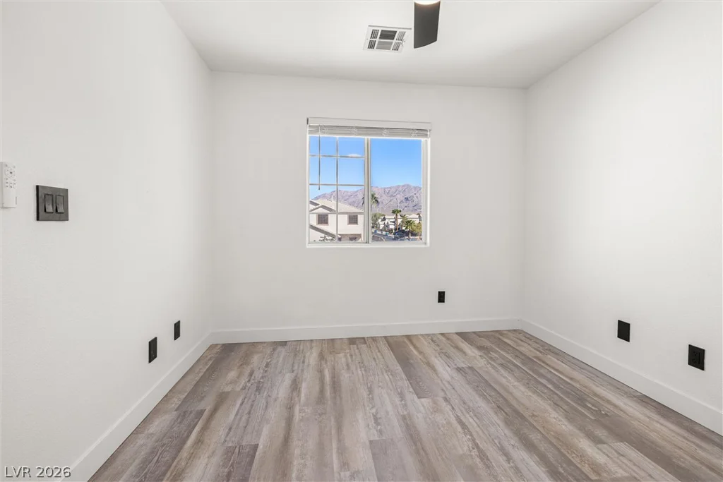 4817 Whispering Spring, Las Vegas, NV 89131
