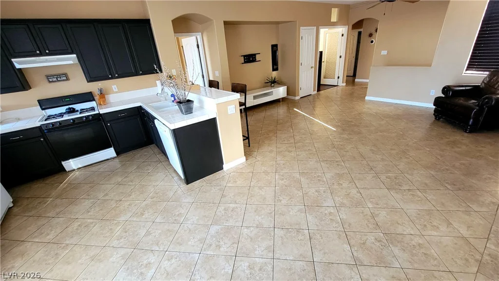10191 Bentley Oaks, Las Vegas, NV 89135