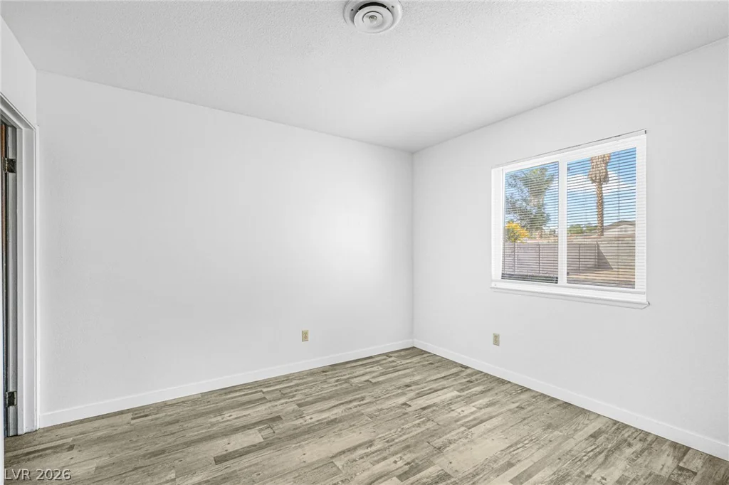 5574 Tunis, Las Vegas, NV 89122