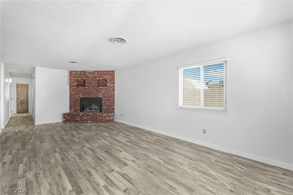 5574 Tunis, Las Vegas, NV 89122