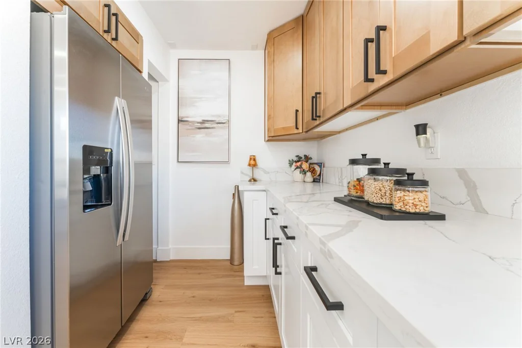 2396 Valley, Las Vegas, NV 89108