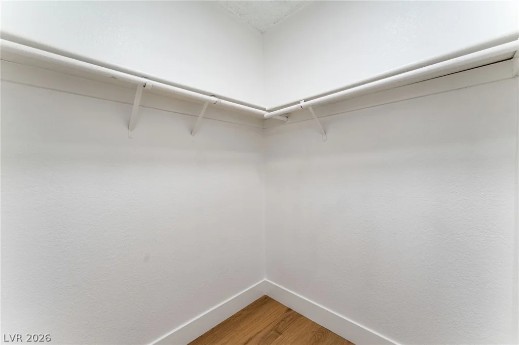 2396 Valley, Las Vegas, NV 89108