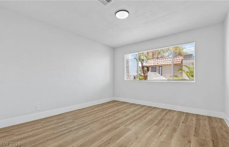 1676 Jupiter, Las Vegas, NV 89119
