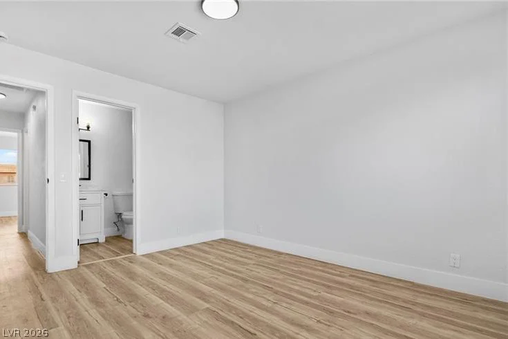 1676 Jupiter, Las Vegas, NV 89119