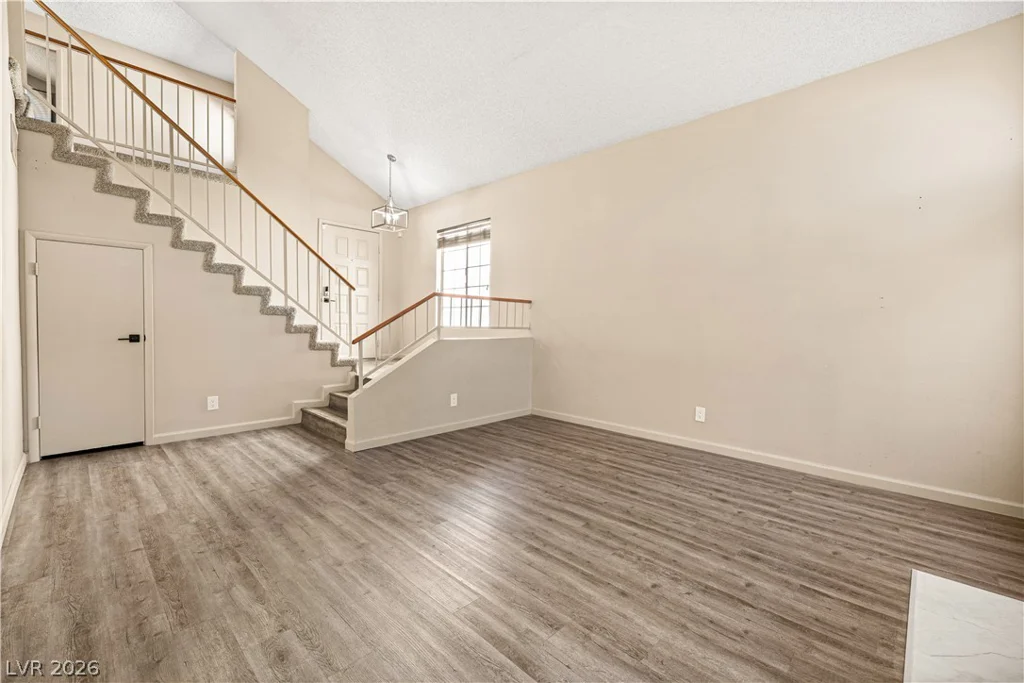 325 Manor, Las Vegas, NV 89145