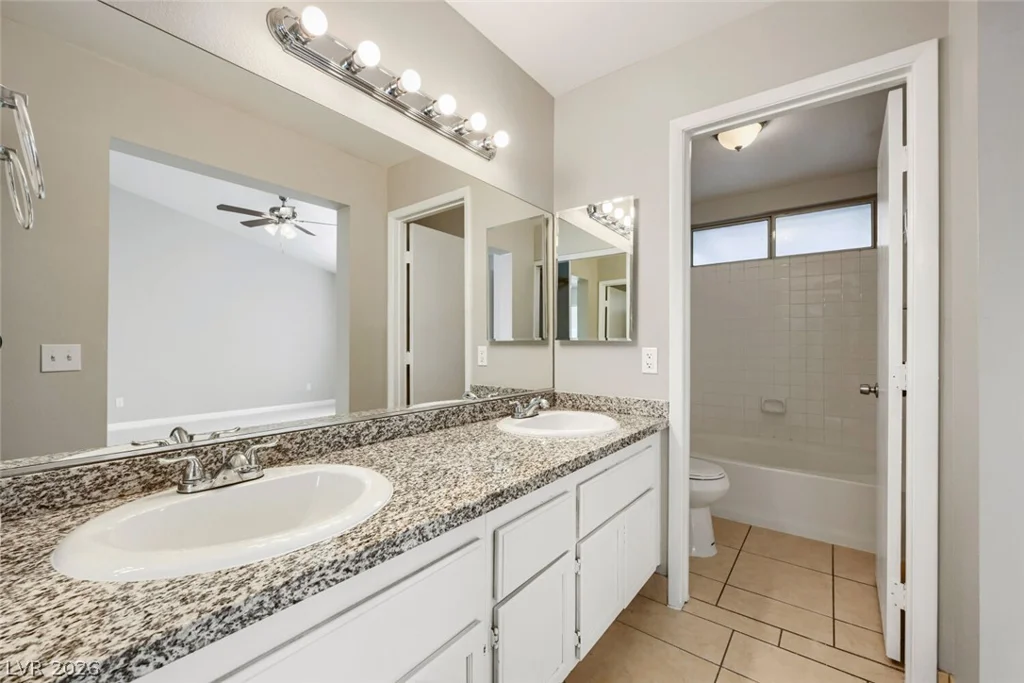 5760 Spindletree, North Las Vegas, NV 89031
