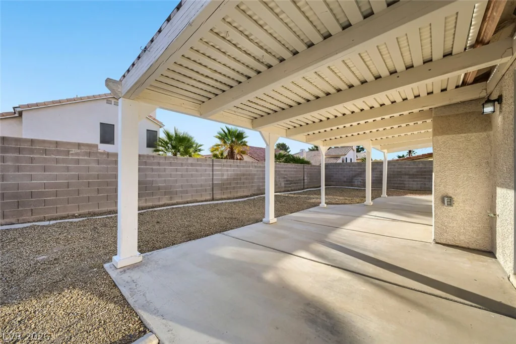 5760 Spindletree, North Las Vegas, NV 89031
