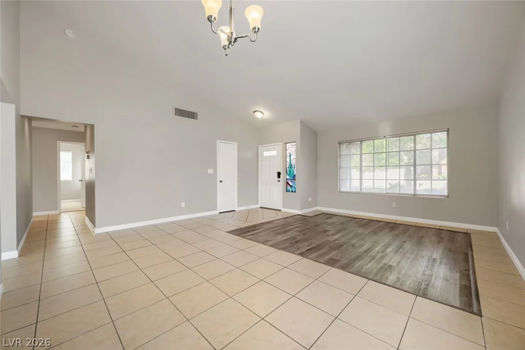 5760 Spindletree, North Las Vegas, NV 89031