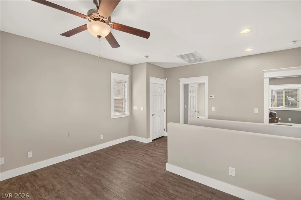 8112 Winterfell, Las Vegas, NV 89166