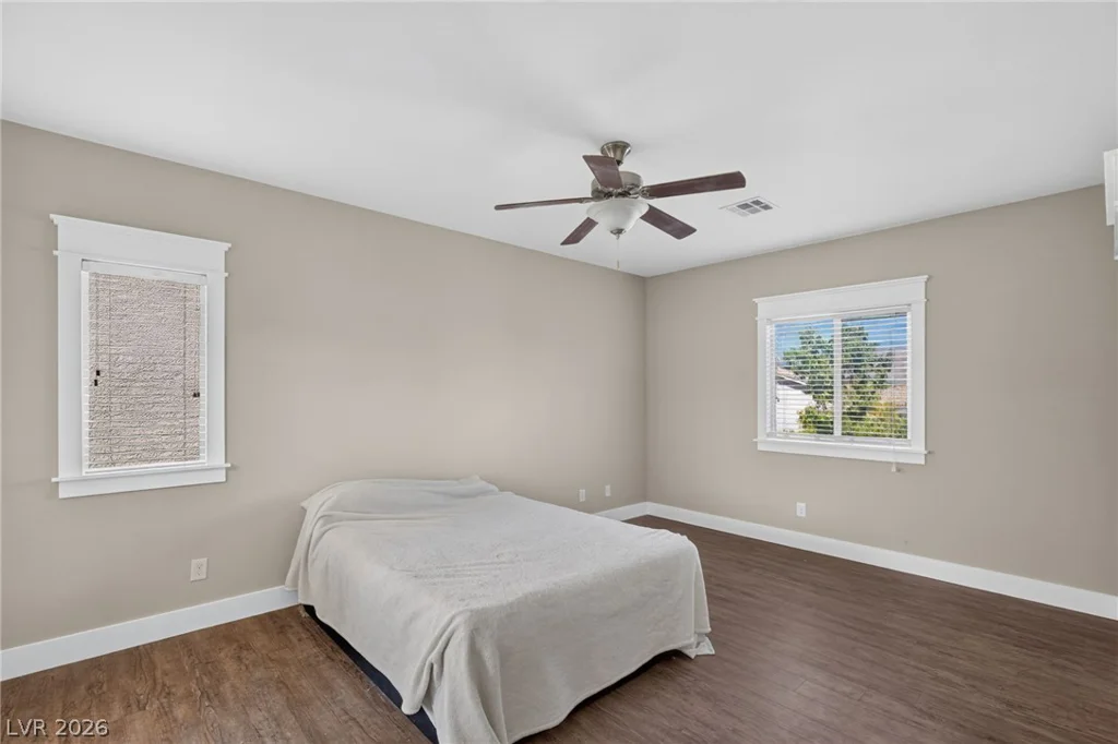 8112 Winterfell, Las Vegas, NV 89166