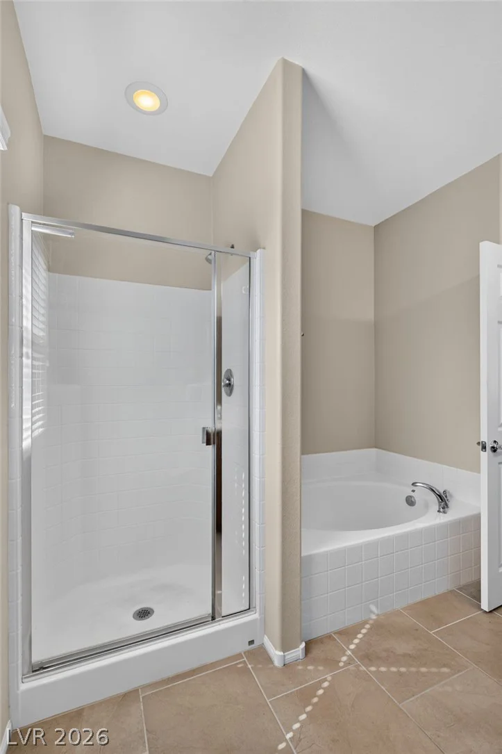 8112 Winterfell, Las Vegas, NV 89166