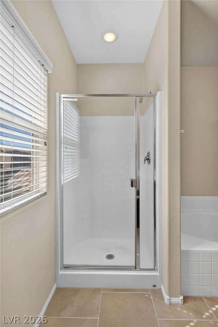 8112 Winterfell, Las Vegas, NV 89166