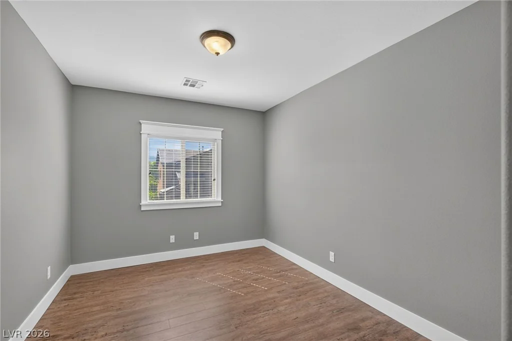 8112 Winterfell, Las Vegas, NV 89166