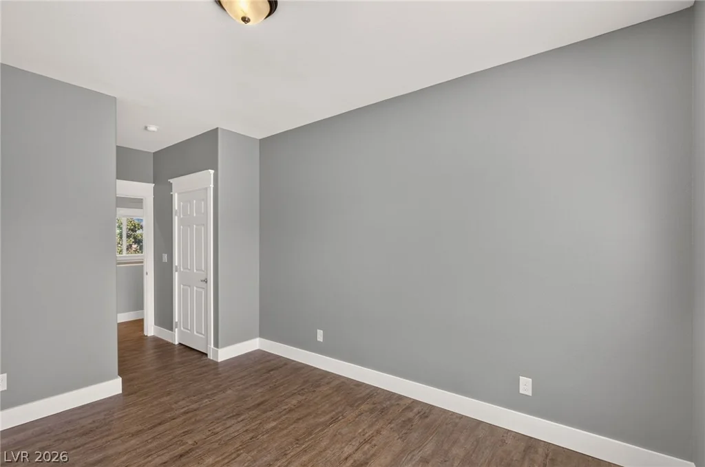 8112 Winterfell, Las Vegas, NV 89166