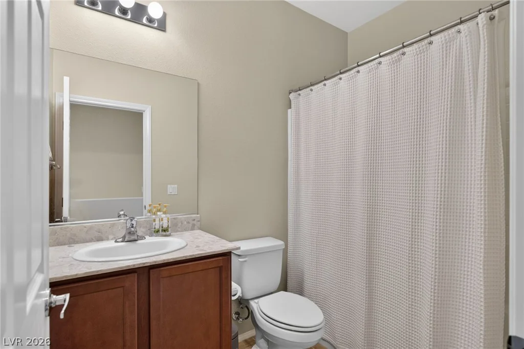 8112 Winterfell, Las Vegas, NV 89166