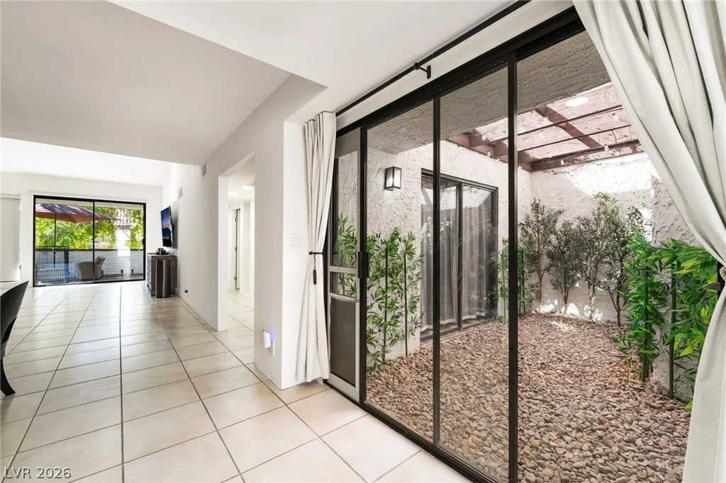 2641 San Martin, Las Vegas, NV 89121