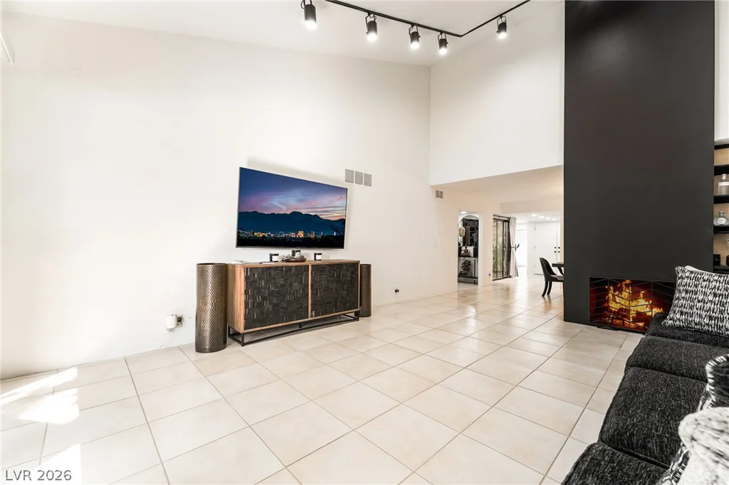2641 San Martin, Las Vegas, NV 89121