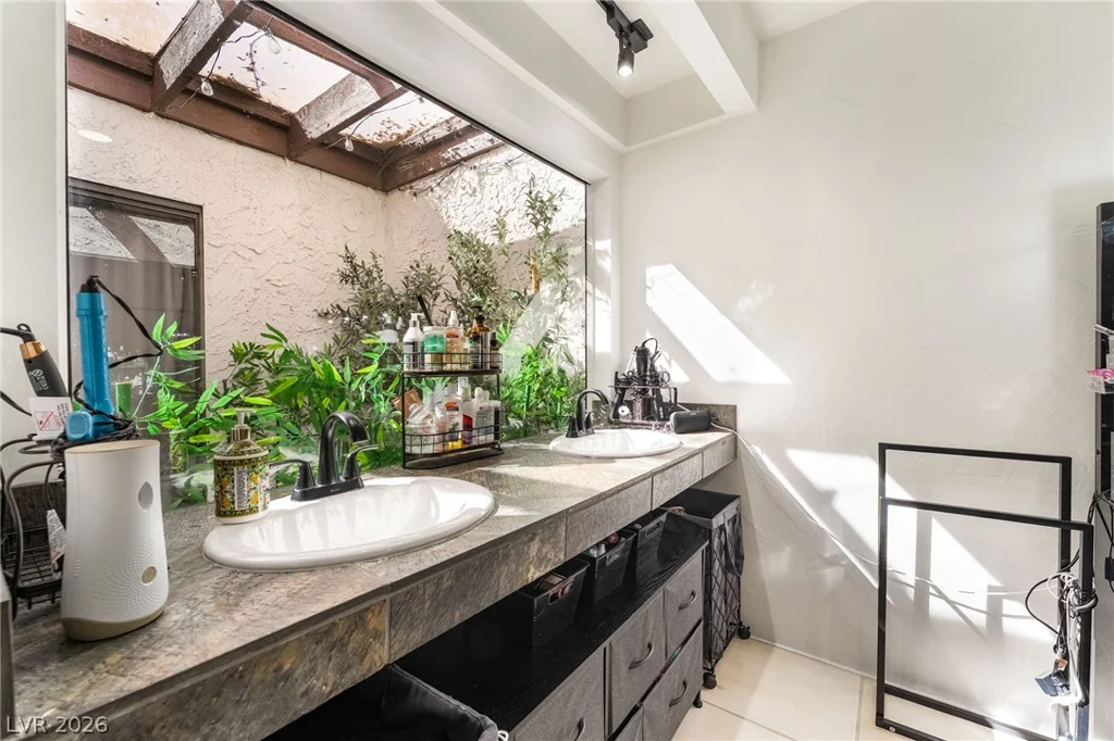 2641 San Martin, Las Vegas, NV 89121