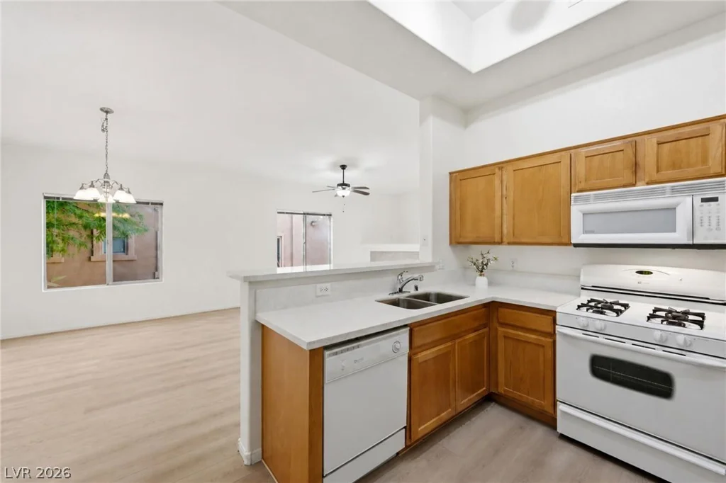 8985 Durango, Las Vegas, NV 89113