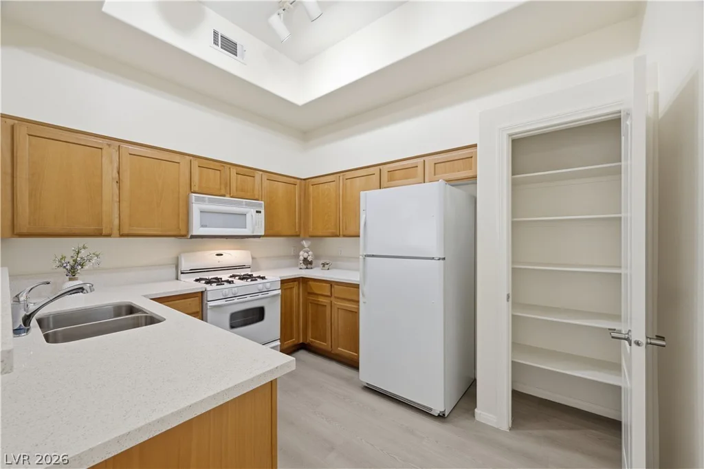 8985 Durango, Las Vegas, NV 89113