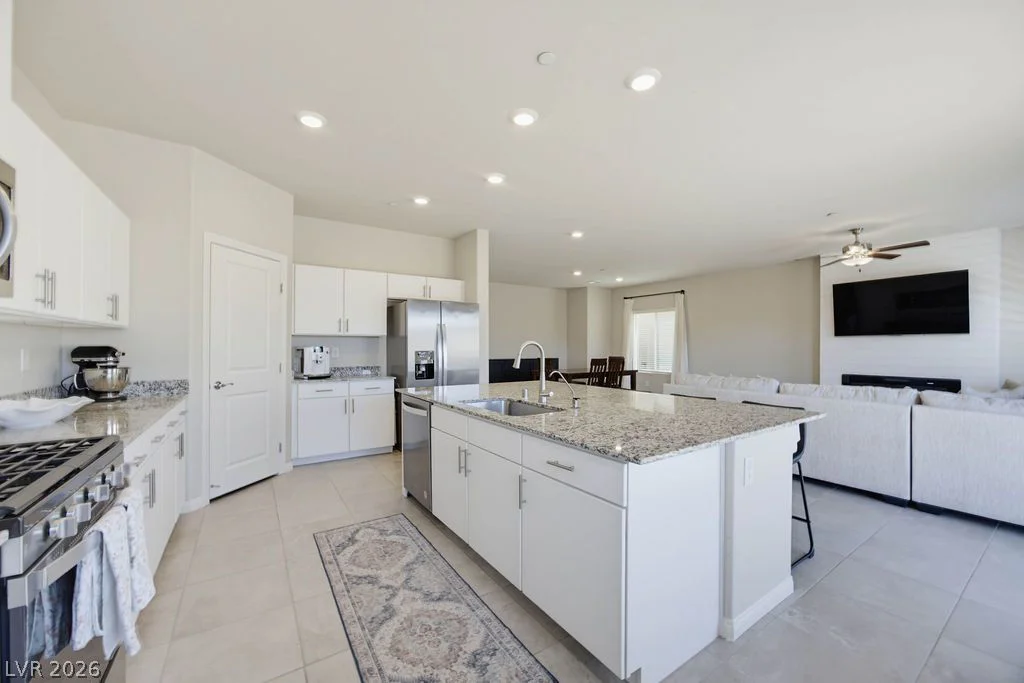 7116 Woodrow Ranch, Las Vegas, NV 89166