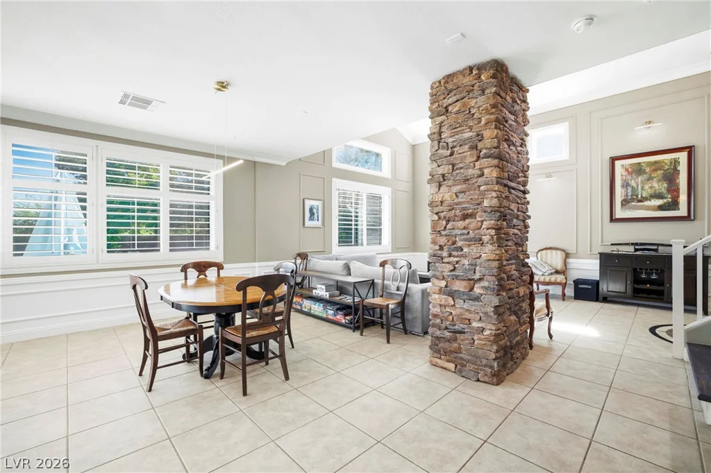 8230 Moapa Water, Las Vegas, NV 89131