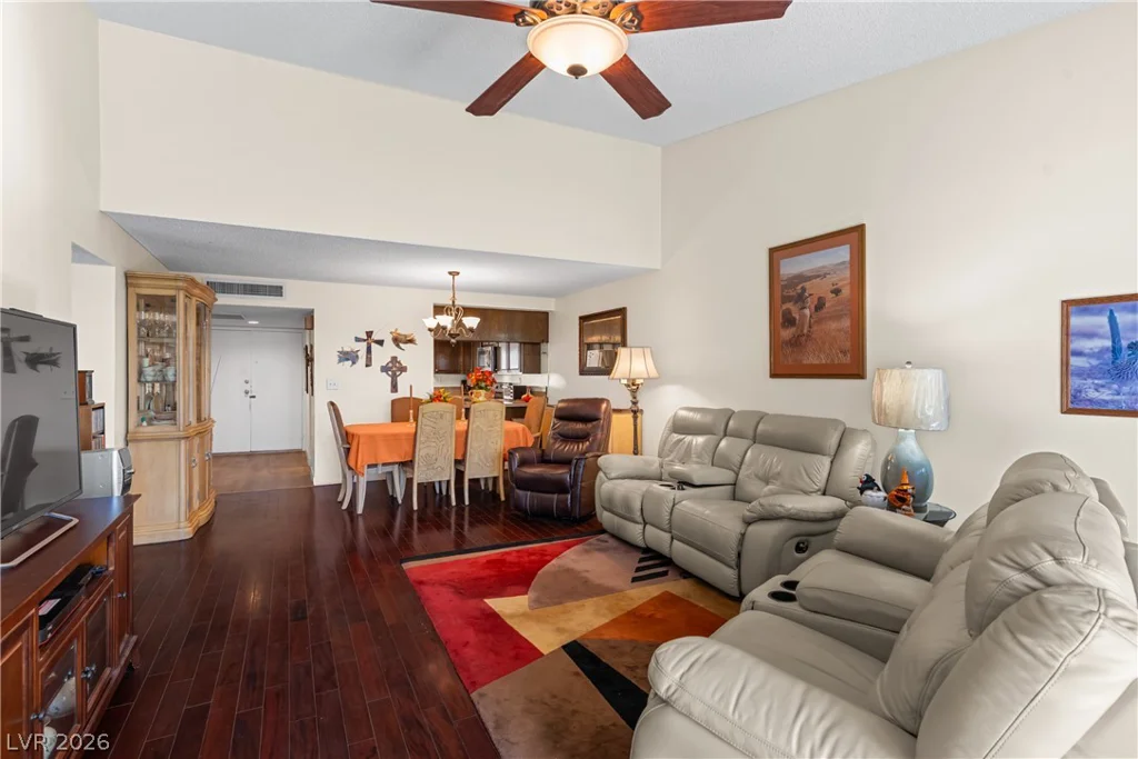 3155 Asoleado, Las Vegas, NV 89121