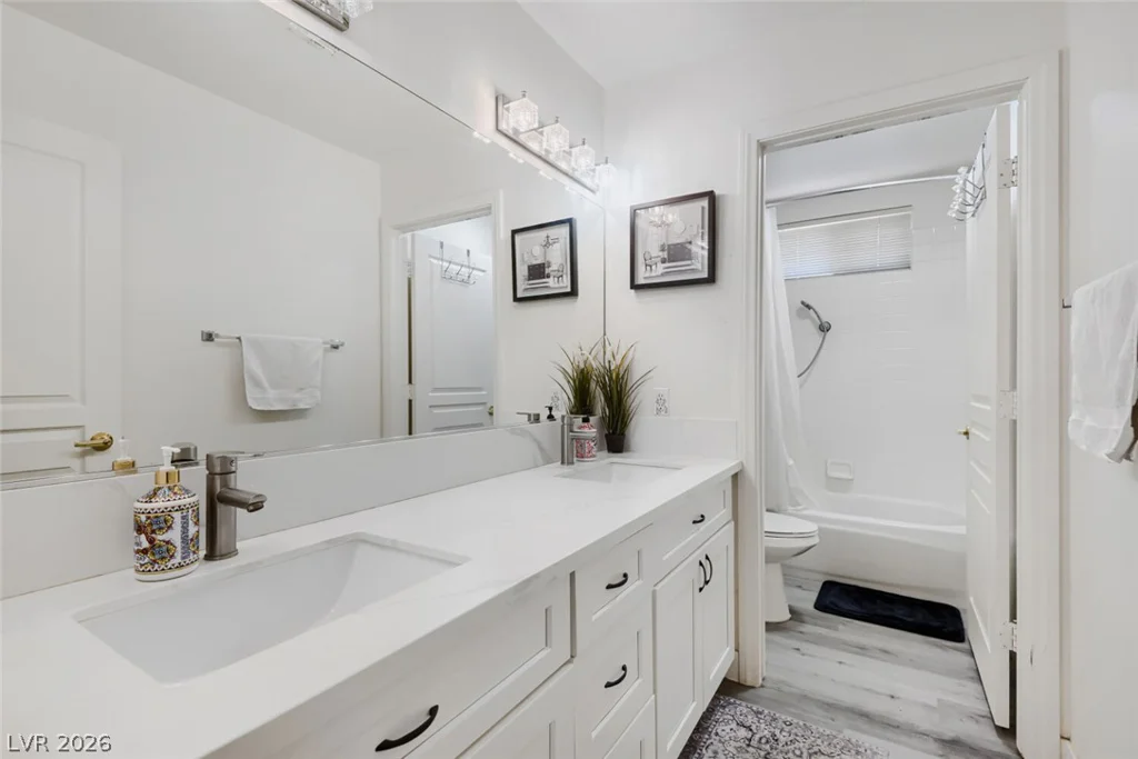 8022 Yellow Daisy, Las Vegas, NV 89147