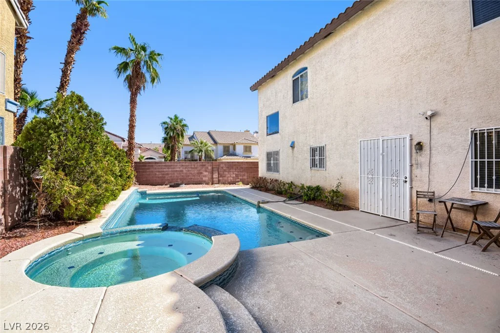 8022 Yellow Daisy, Las Vegas, NV 89147
