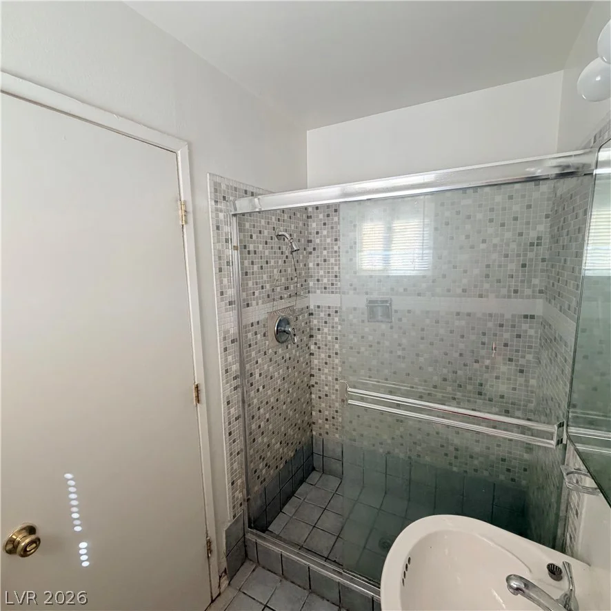 5216 Doe, Las Vegas, NV 89146