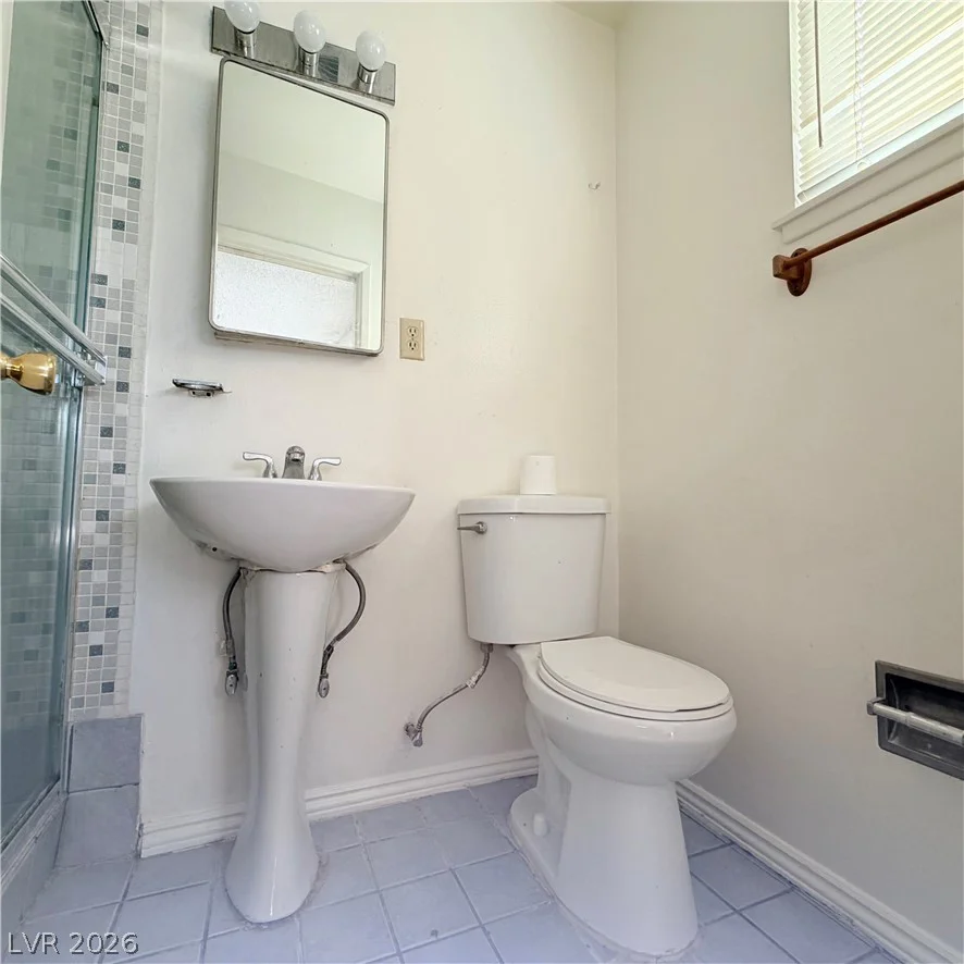 5216 Doe, Las Vegas, NV 89146