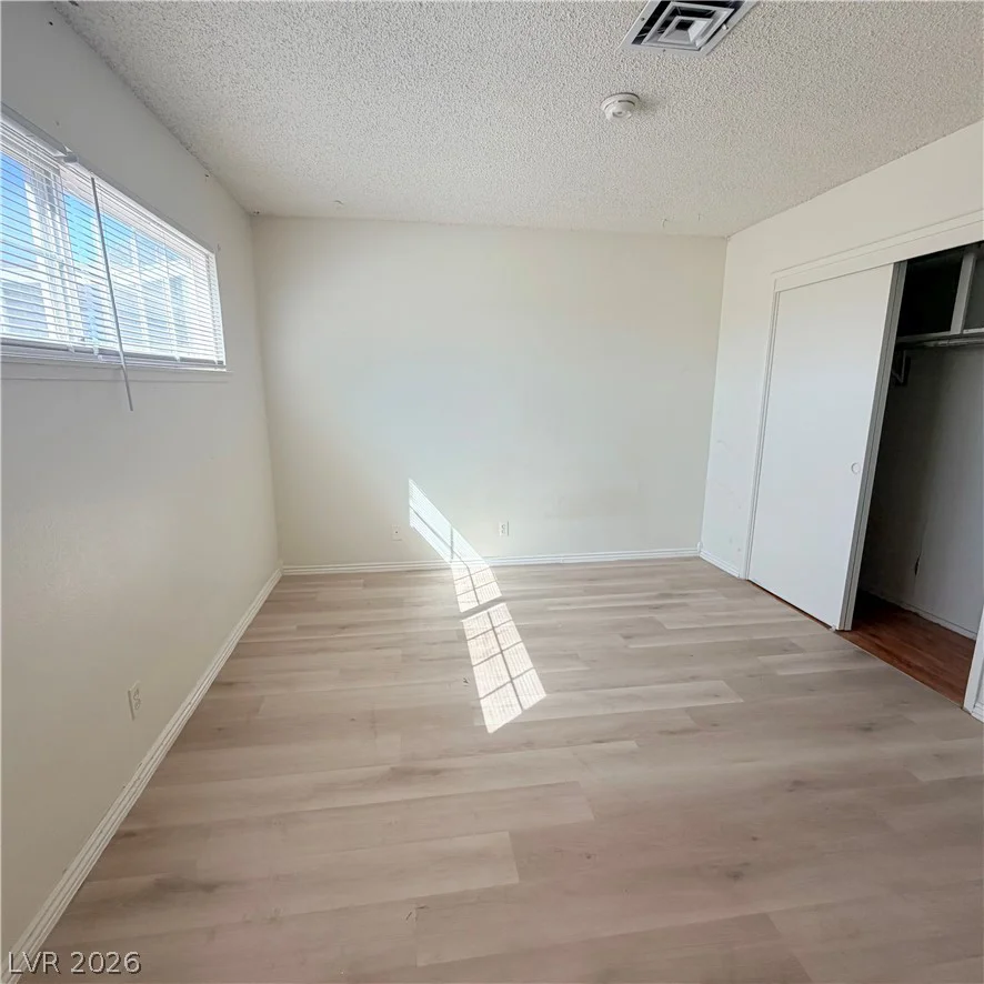 5216 Doe, Las Vegas, NV 89146
