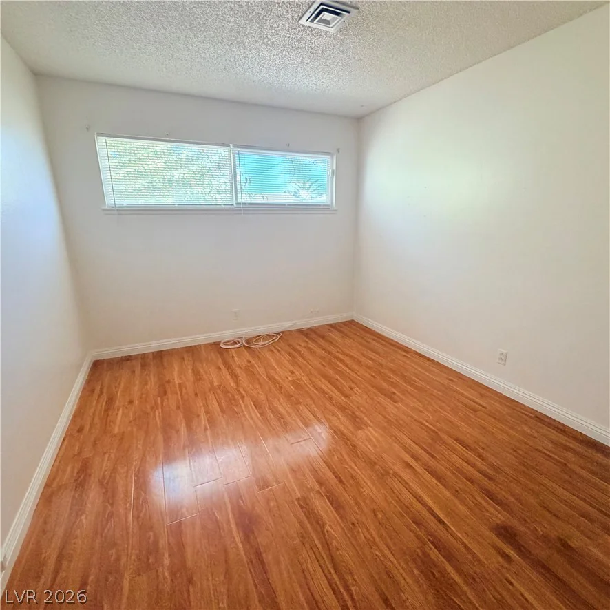 5216 Doe, Las Vegas, NV 89146
