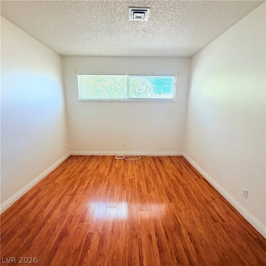 5216 Doe, Las Vegas, NV 89146