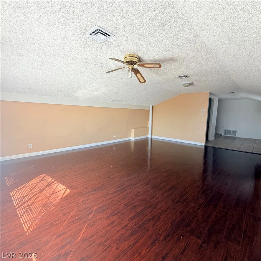 5216 Doe, Las Vegas, NV 89146