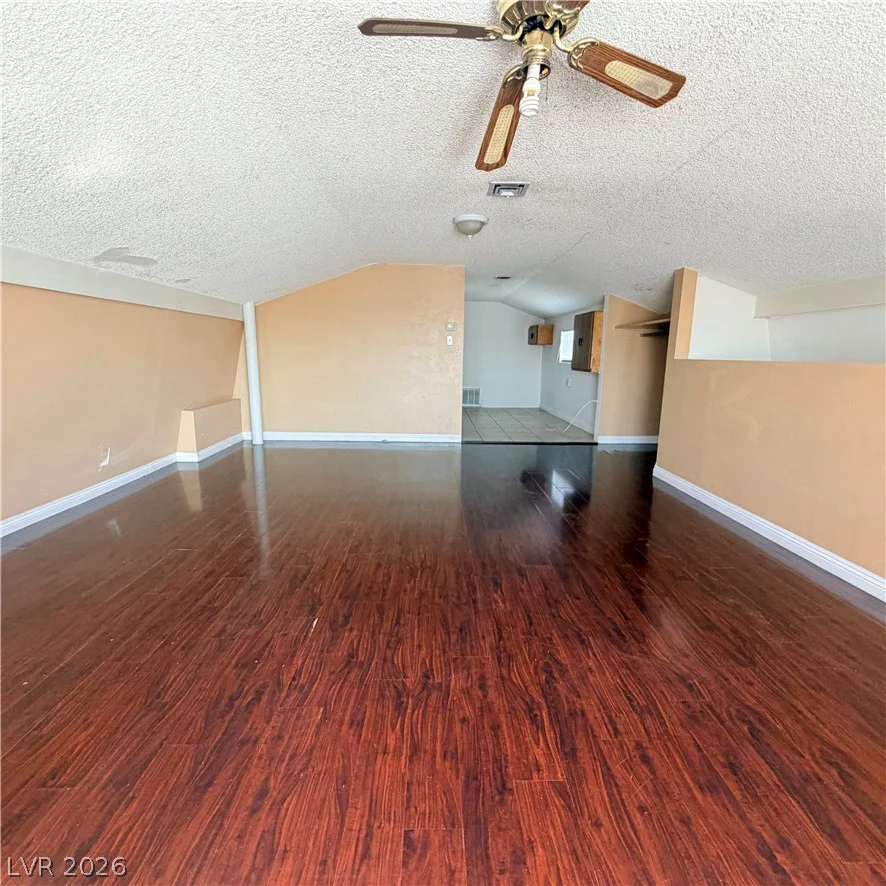 5216 Doe, Las Vegas, NV 89146